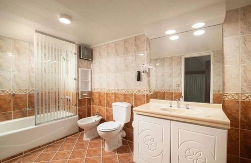 Wadi El Natrun Resort | Resort Fun with Pools, Kids Club & Pyramid Adventures l 4 Comfortable Rooms