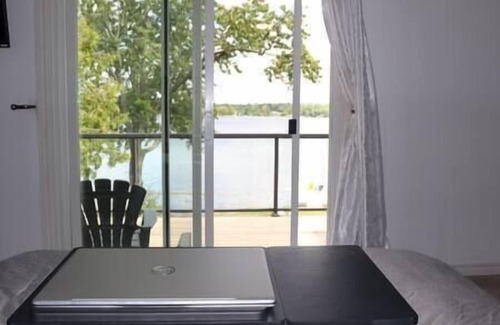 Port Stanton Hotel | Resort , lake view, pool, hot tub, sauna, pets, #4