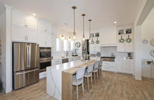 Amarillo House | Resort like home 4 bedroom, 3.5 bath plus pool and hot tub in Amarillo Tx