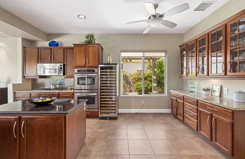 La Quinta House | Resort-like La Quinta Home w/amazing pool/spa & so much more (30+ day)