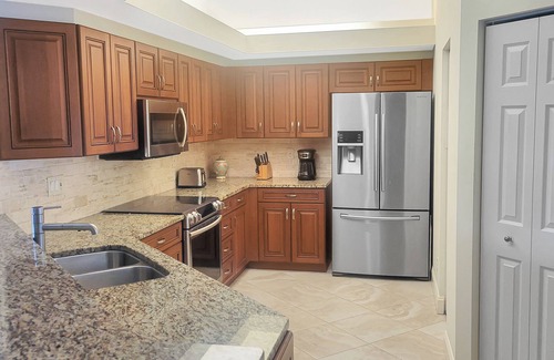 Bonita Springs Condo | Resort living-6 pools, tennis, boche and more! Lakefront unit!