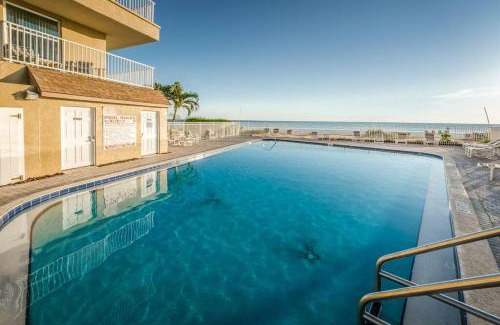 Indian Shores Apartment | Resort living Beachfront Suite