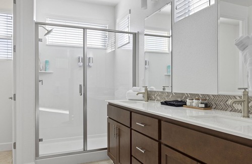 Bethel Island House | Resort living on the California Delta- 5 min to fast water!