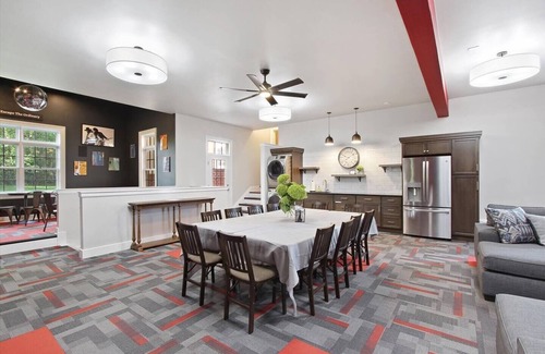Mount Joy House | Resort Pickleball Pool Hot Tub Theater Arcade Golf