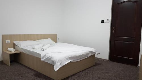Eselnita House | Resort SPA Clisura Dunarii