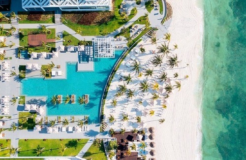 Cancun Condo | Resort Style 2-bedroom condo with AC and WiFi in beautiful Cancún