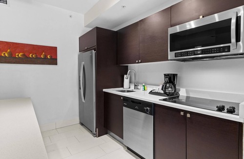 Doral Condo | Resort Style 3 Bed/4 Bath Townhouse in Paradise