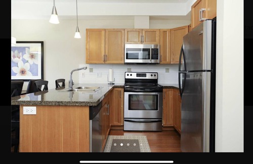 Central Okanagan Condo | Resort Style Amenities With Pool & hot Tub, Minutes to Wineries and Golf