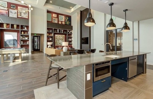Timberwood Park Apartment | Resort Style Apartment near Six Flags/ Sea World