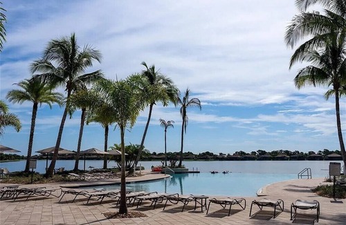 Nokomis House | Resort style community living