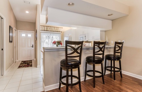 Naples Condo | Resort-style condo - close to beaches and downtown Naples.
