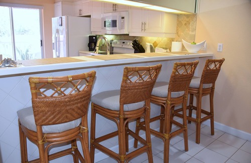 Naples Condo | Resort-style condo - close to great beaches and downtown Naples.