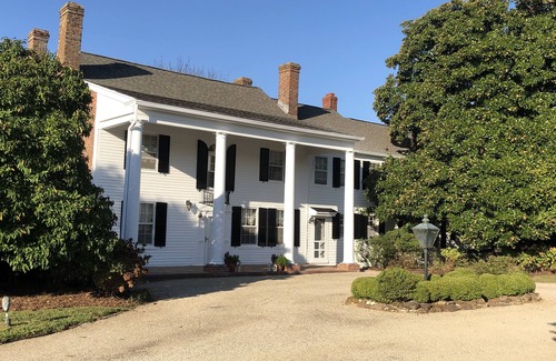 St. Leonard House | Resort Style Country Living on the Patuxent River