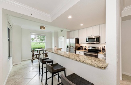 Lakewood Ranch Condo | Resort Style - Golf Included - Lakewood National GC - Lakewood Ranch FL
