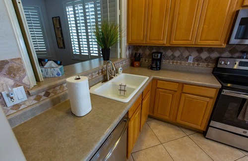 Alta Mesa House | Resort style golf course home