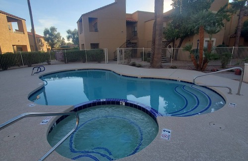 Central Scottsdale Condo | Resort style ground level condo in excellent Scottsdale location off 101 fwy.