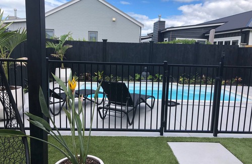 Papamoa Beach House | Resort style holiday in Papamoa Beach *POOL* BEACH *.