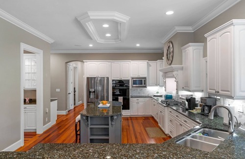Waxhaw House | Resort-Style Home Waxhaw: Incredible Amenities Private Pickleball Court!