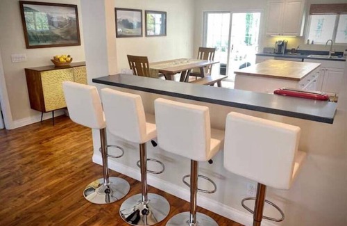 Fire Mountain House | Resort Style Home with Hot Jacuzzi, Relaxing Pool & Patio and Cozy Living Spaces