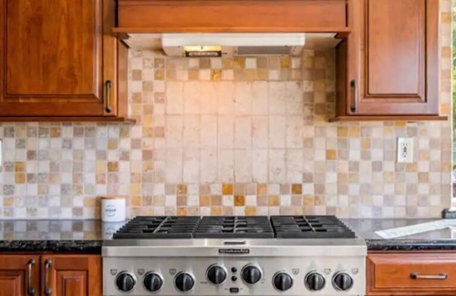 Vallejo Villa | Resort-style in WINE country btw Napa & San Francisco