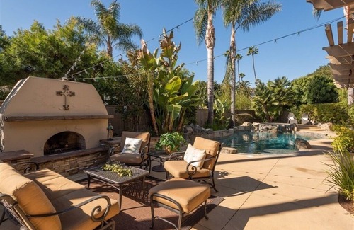 Rancho Santa Fe House | Resort style living near the beach in Rancho Santa Fe!