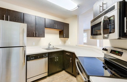East San Mateo Condo | Resort-Style Living! 2BR at Lakeshore Landing w Pool