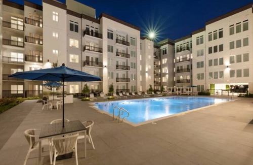 The Galleria Apartment | Resort-Style Living | 3 Bed, 2 Bath w Pool Views
