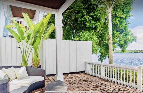 Coquina Key Condo | Resort style Luxury condo on the waterfront with private patio overlooking bay.