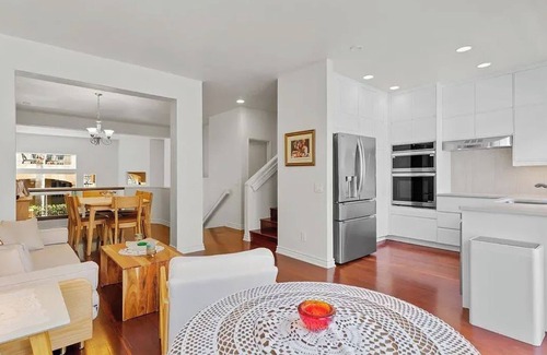 University City House | Resort-Style San Diego Living