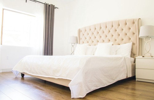 Monterey Park Condo | Resort-Style Suite with Amazing Views near DTLA