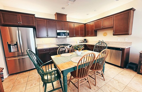 Carmel Valley House | Resort style townhome with AC in sunny San Diego