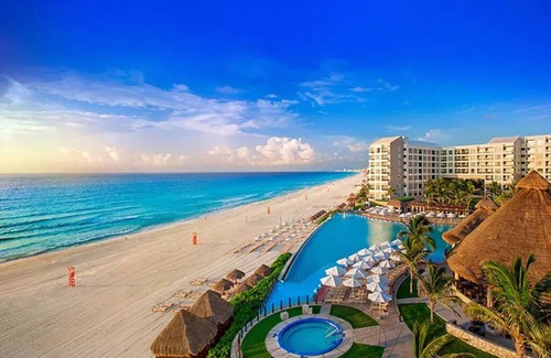 Zona Hotelera Condo | Resort Vacation, Shopping, Relaxing, direct, Ocean access