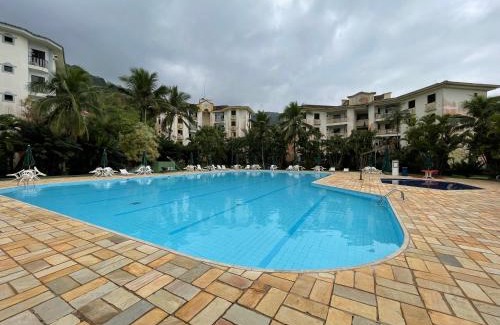 Toninhas Apartment | Resort Wembley Tenis 250m da Praia das Toninhas