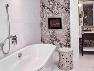 Resorts World Sentosa Resort | Resorts World Sentosa - Hotel Michael