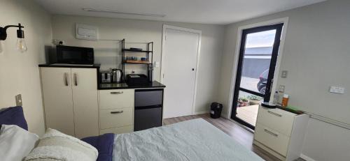 Tinwald Hotel | Rest and Recharge Retreat 1-2 Guests