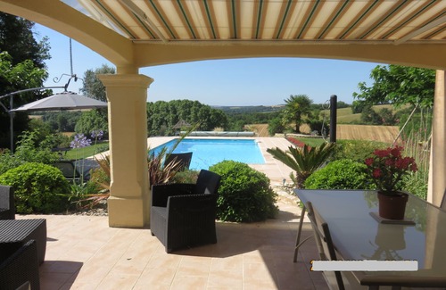 Montestruc-sur-Gers House | Rest and relaxation assured in this villa without opposite