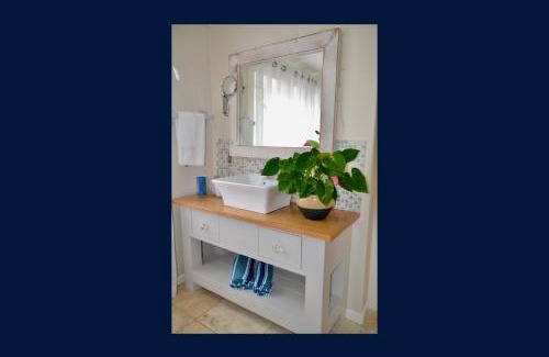 Franskraal Apartment | Rest and Sea Self-catering - The perfect family or couples getaway to relax and refresh