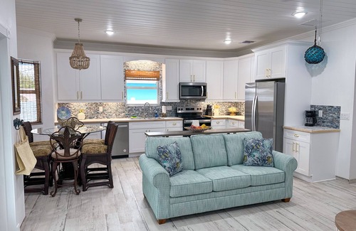 Spanish Wells Cottage | Rest Ashore, BRAND NEW 2-bedroom cottage in Spanish Wells!FREE golfcart