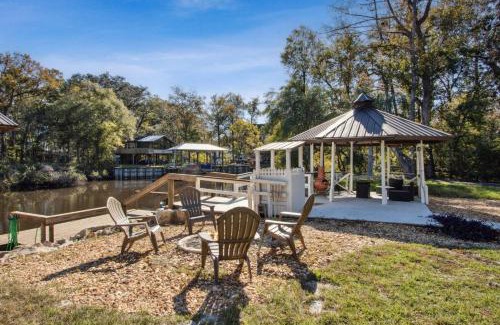 Middleburg House | Rest Ashored!