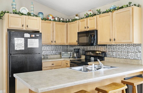 Pigeon Forge Cottage | Rest Assured, WIFI, $685 FREE tickets each paid day!