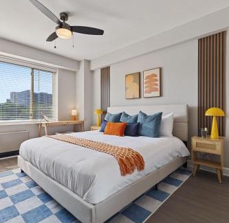 Radnor - Fort Myer Heights Apartment | Rest Easy Near DC Metro - Free Reserved Parking