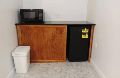 Marsh Harbour Apartment | Rest Easy Nightly Rental