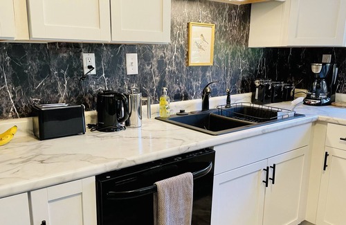 Eminence House | Rest & Explore at Idyllwild Retreat minutes from Ozark National Scenic Riverways
