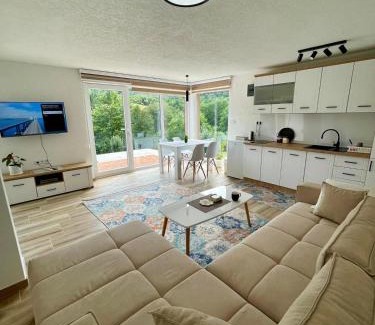 Olovo House | Rest House