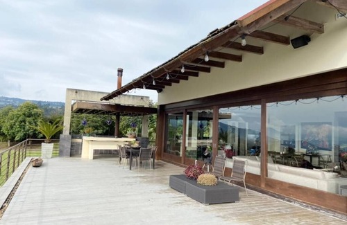 Sopo House | Rest house in Yerbabuena