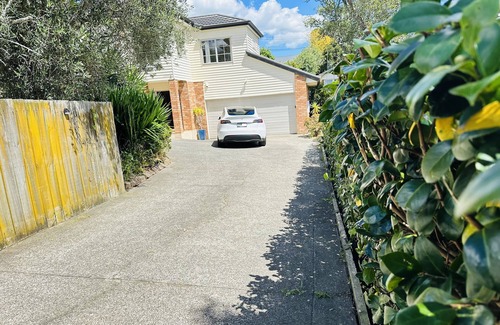 Greenlane - Ellerslie House | Rest in Auckland City, Sylvia Park New Zealand