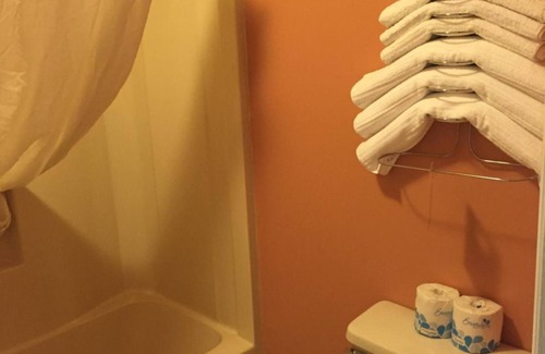 Galloway Hotel | Rest Inn Atlantic City Galloway