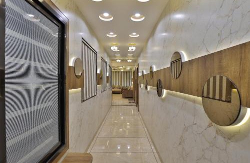 Sayajiganj Hotel | Rest Inn Dormitory
