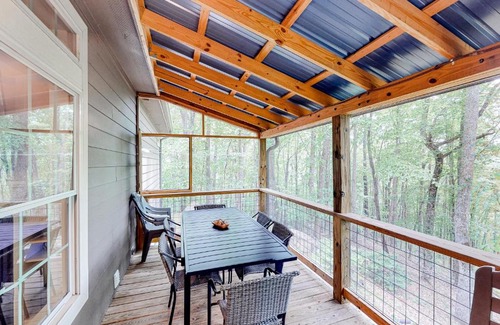 Sylva House | Rest on the Rocks