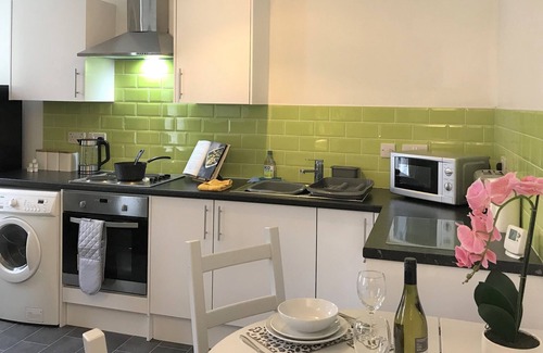 St Helens Apartment | Restful 1-Bedroom flat in St Helens